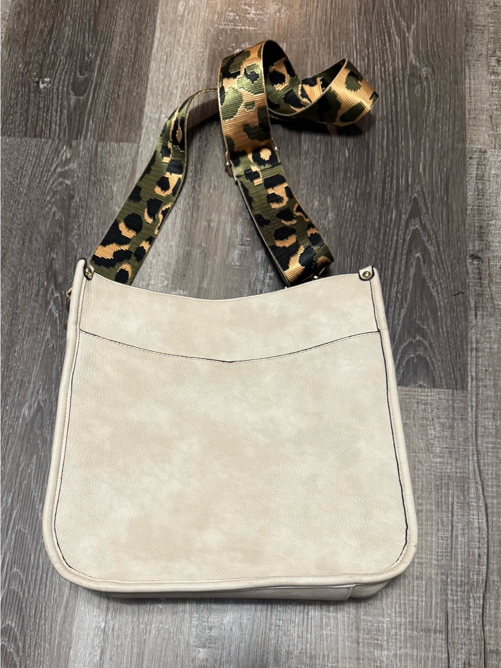 Cream Leather Shoulder Bag with Camo Accent Strap - Picture 2 of 4